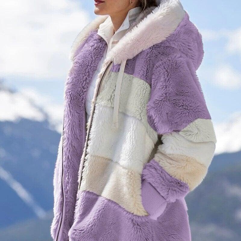 Kontrastinen vuorattu takki hienostuneeseen lämpöön